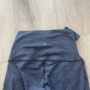 Lulu leggings size 4